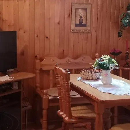 Privat Julia * Vel'ka Lomnica